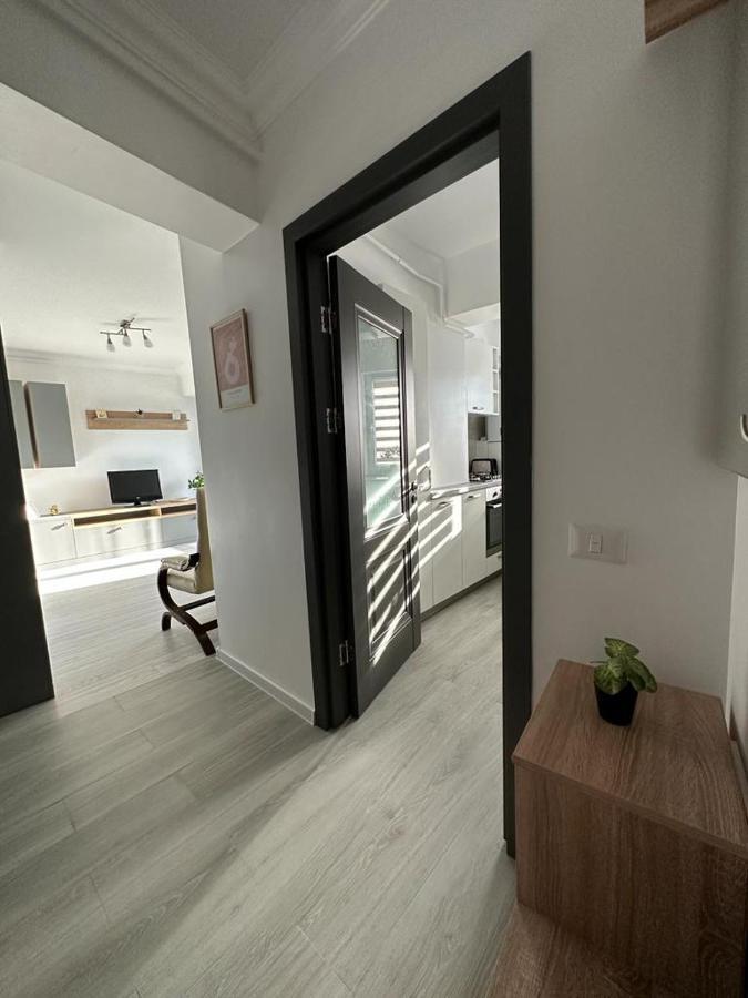 Luxury Studios Blvd. G. Enescu Suceava Exterior foto