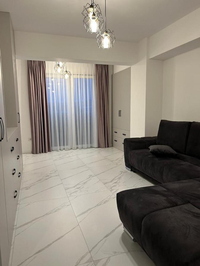 Luxury Studios Blvd. G. Enescu Suceava Exterior foto